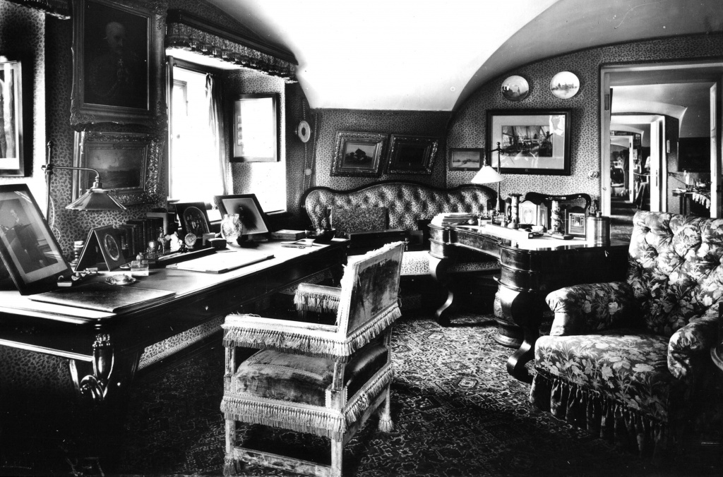 Рабочий кабинет императора Александра III в 1938-1940
